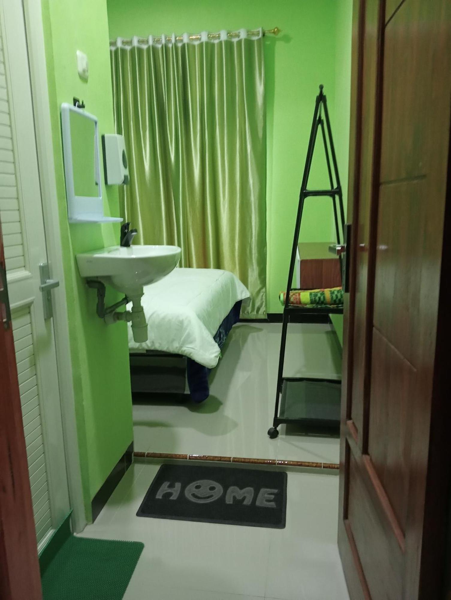 Mentigen Homestay Ngadisari الغرفة الصورة